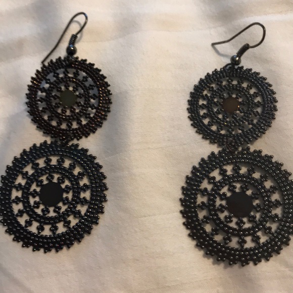 Fabulous Hanging Earrings - Picture 3 of 6